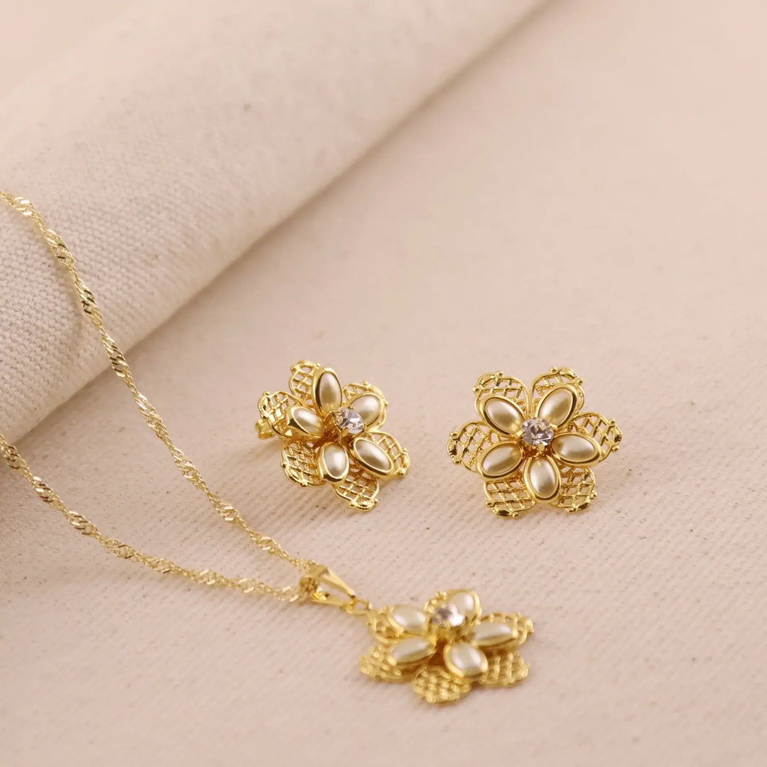 18k Gold Filled Mesh Flower Necklace and Earring Set
