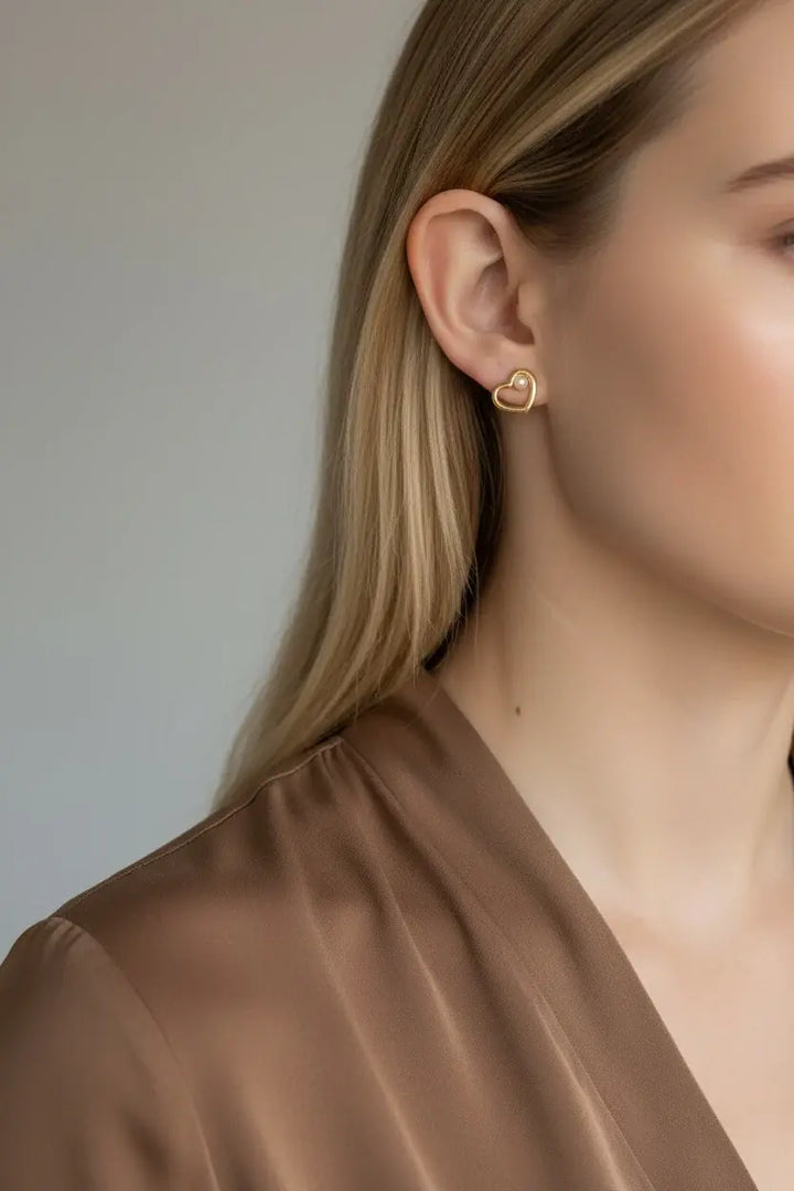 18k Gold Filled Pearl Heart Earrings