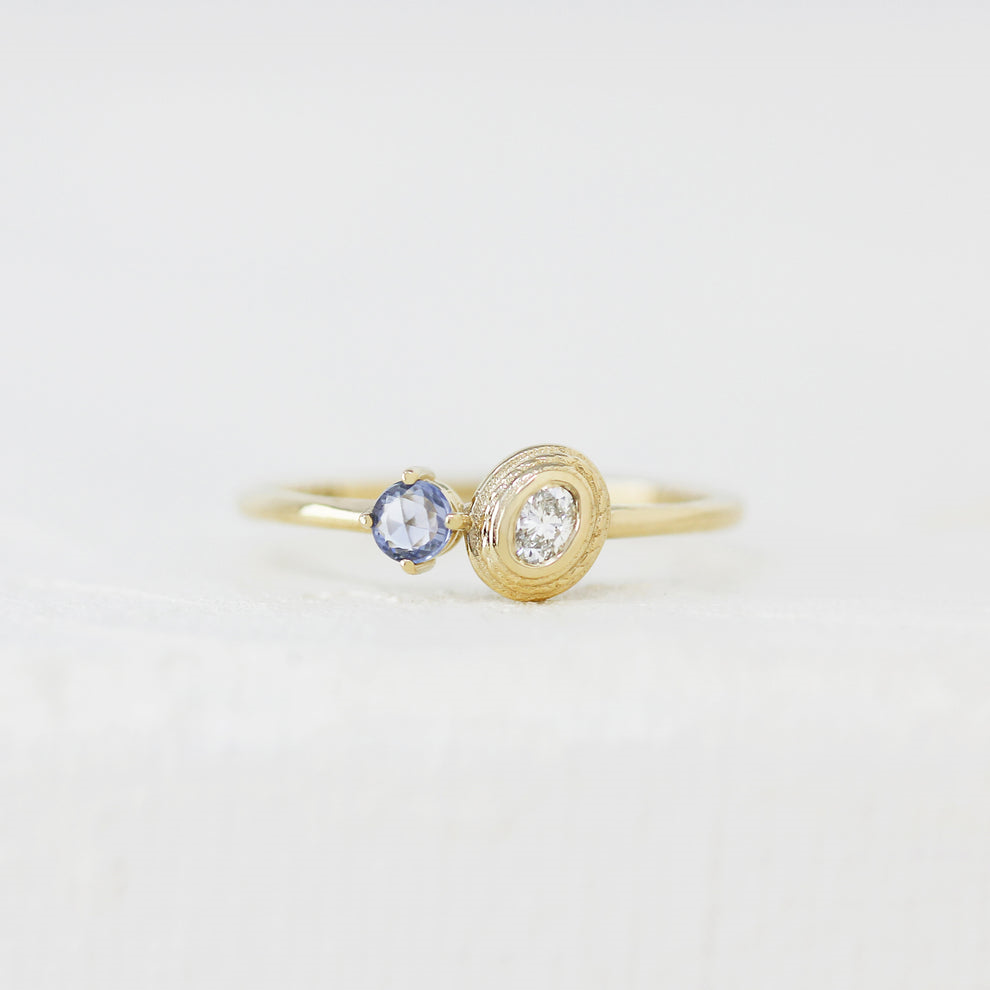 14K Yellow Gold Vanity Toi Moi Oval and Sapphire Ring